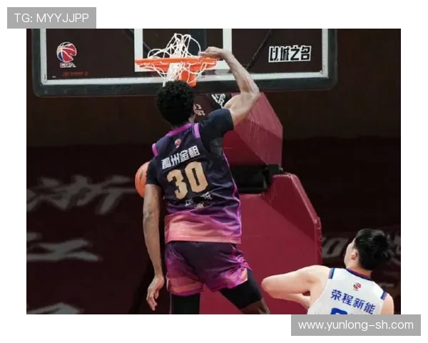 2019年CBA精彩对决广东队迎战上海队直播回顾与精彩瞬间分析