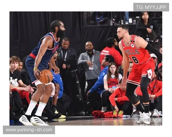 快船与独行侠对决詹姆斯的精彩表现引发球迷热议 快船与独行侠对决詹姆斯的精彩表现引发球迷热议