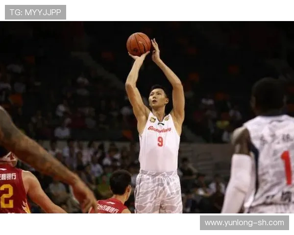 李根的篮球之路:从青涩少年到职业明星的成长历程与奋斗故事 李根的篮球之路:从青涩少年到职业明星的成长历程与奋斗故事