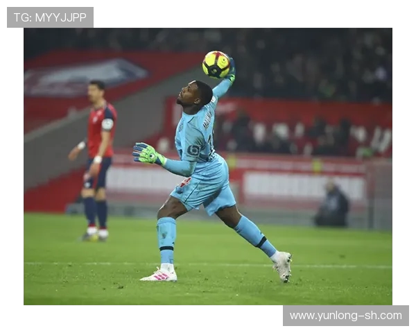 迈尼昂的崛起与挑战:从新星到足球巨星的成长之路 迈尼昂的崛起与挑战:从新星到足球巨星的成长之路